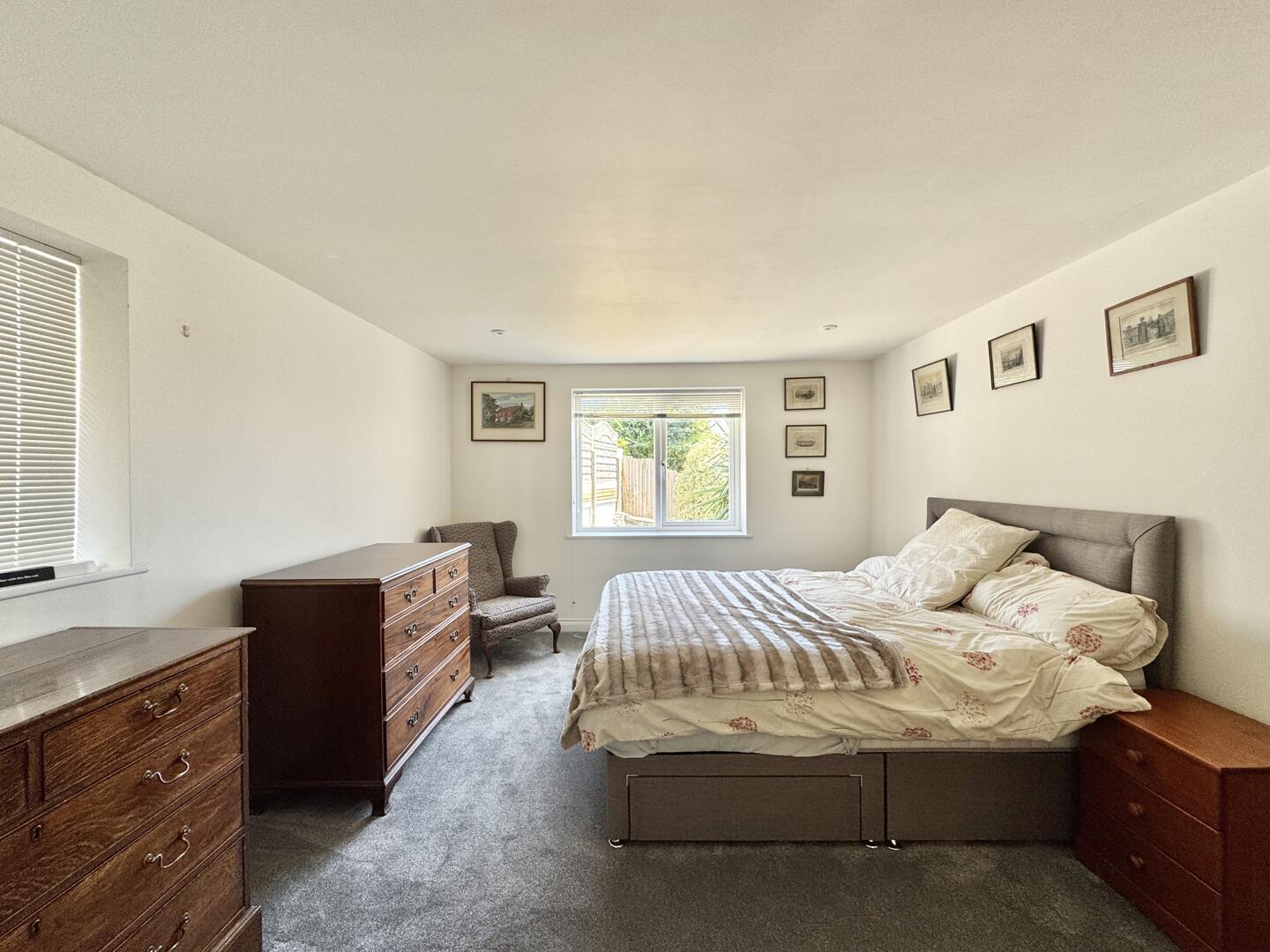 Comprigney Hill, Truro